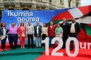 120º aniversario de la primera izada de la enseña nacional vasca.